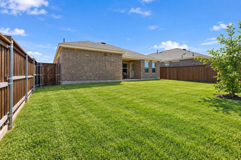 1810 Alamandine Avenue, Cross Roads TX 76227 - Photo 22