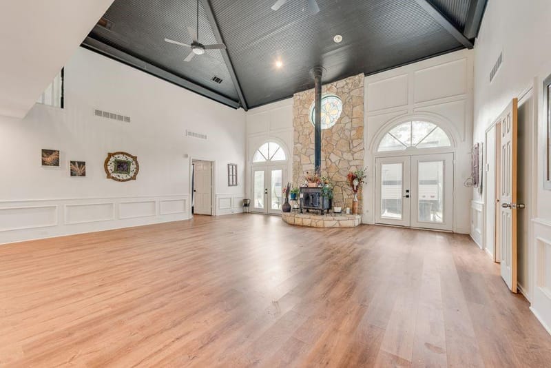 2114 Coral Drive, Arlington TX 76010 - Photo 7