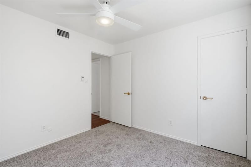3708 Bordeaux Court, Arlington TX 76016 - Photo 10