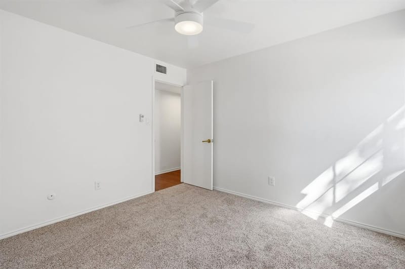 3708 Bordeaux Court, Arlington TX 76016 - Photo 8