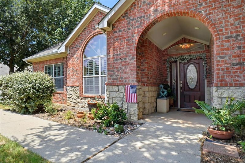 3233 Rosehaven Drive # 1610, Fort Worth TX 76116 - Photo 2