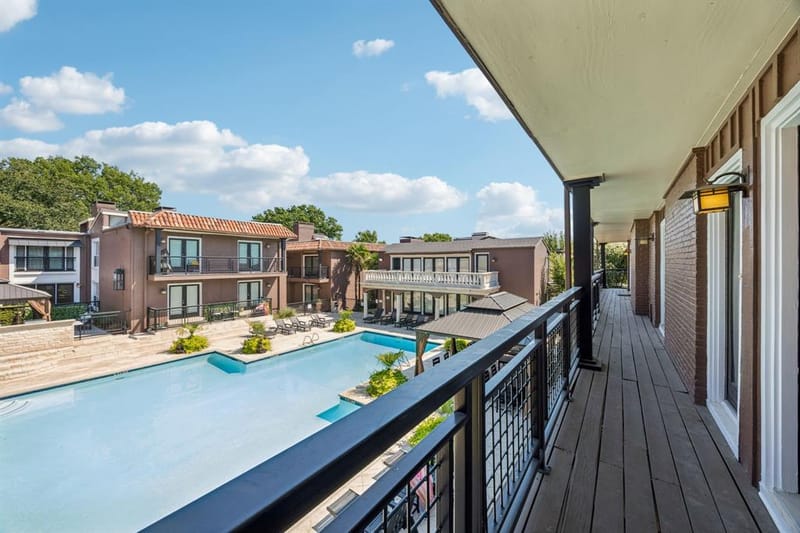 5926 Sandhurst Lane # 224, Dallas TX 75206