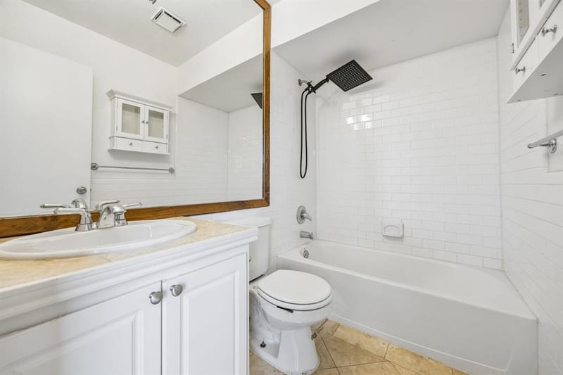 5926 Sandhurst Lane # 224, Dallas TX 75206 - Photo 14