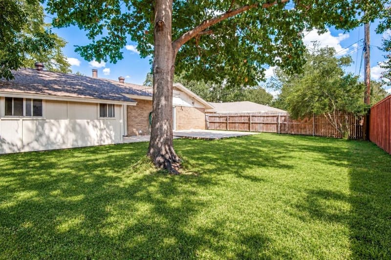 2218 Royal Oaks Drive, Irving TX 75060 - Photo 12