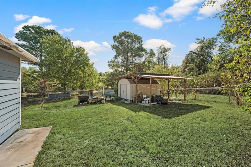 309 E 1st Street, Keene TX 76059 - Photo 26