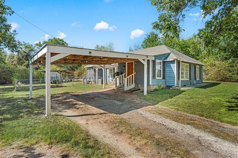 309 E 1st Street, Keene TX 76059