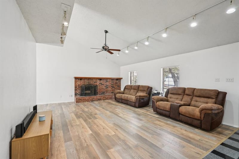 2307 Harrington Court, Euless TX 76039 - Photo 6