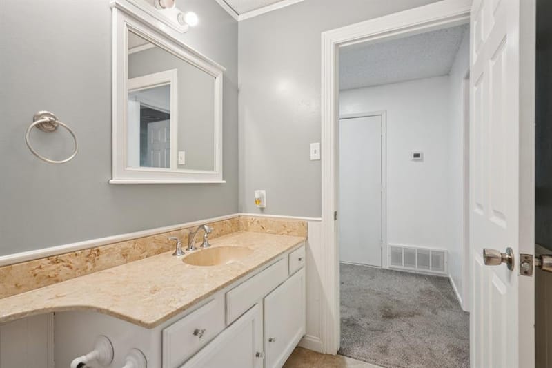 2307 Harrington Court, Euless TX 76039 - Photo 24