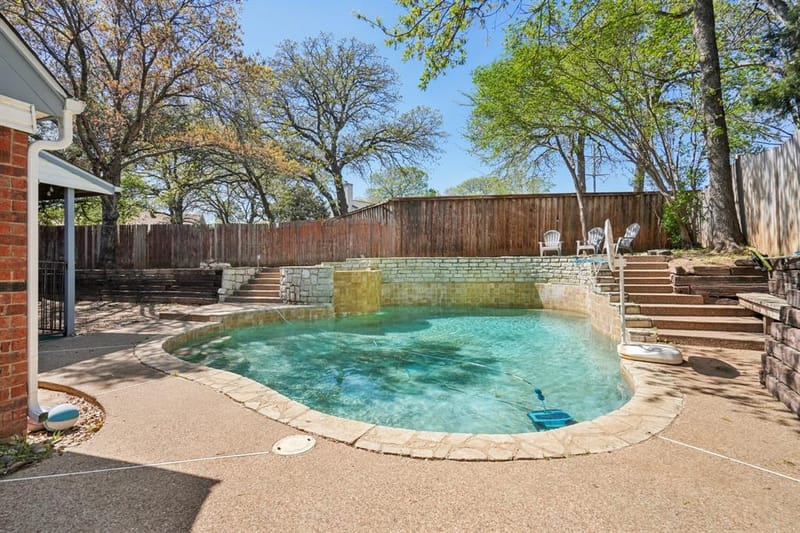 2307 Harrington Court, Euless TX 76039 - Photo 31