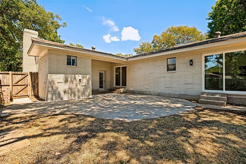 4462 Preston Circle, Cockrell Hill TX 75211 - Photo 23