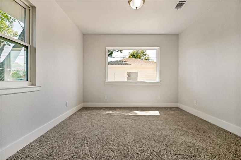 4462 Preston Circle, Cockrell Hill TX 75211 - Photo 17