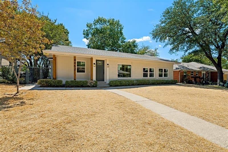 4462 Preston Circle, Cockrell Hill TX 75211