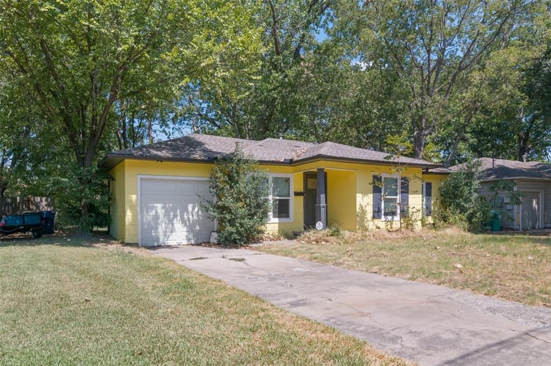 608 Westway Street, Denton TX 76201 - Photo 2