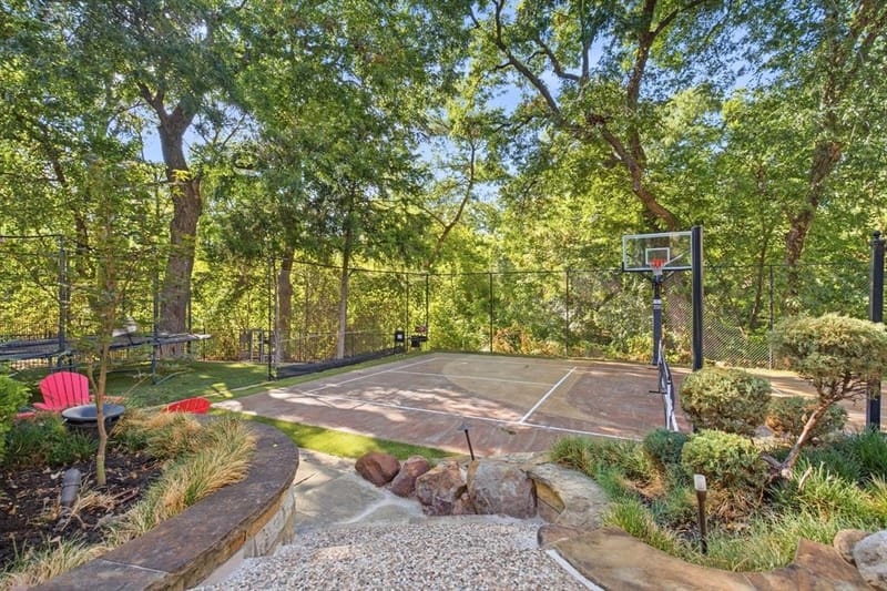 1700 Surrey Lane, McKinney TX 75072 - Photo 35