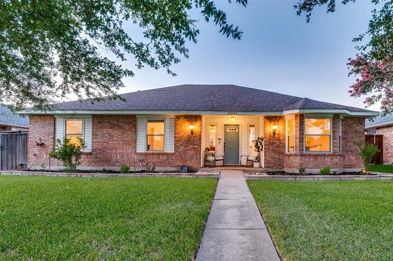 2021 Clearwater Trail, Carrollton TX 75010 - Photo 2