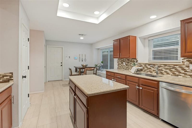 2021 Clearwater Trail, Carrollton TX 75010 - Photo 14