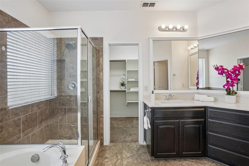 11100 Dunlavin Court, Fort Worth TX 76052 - Photo 17