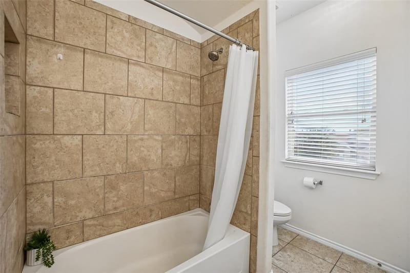11100 Dunlavin Court, Fort Worth TX 76052 - Photo 22