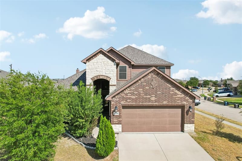 11100 Dunlavin Court, Fort Worth TX 76052