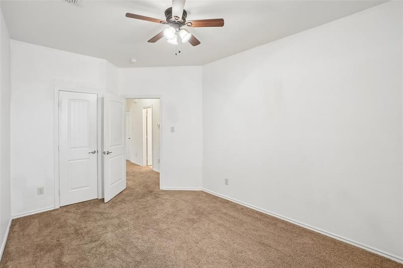 11100 Dunlavin Court, Fort Worth TX 76052 - Photo 20