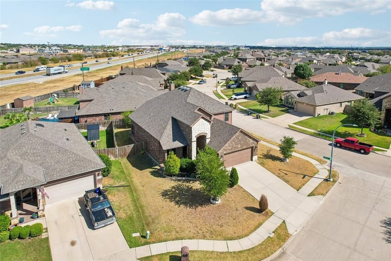 11100 Dunlavin Court, Fort Worth TX 76052 - Photo 29