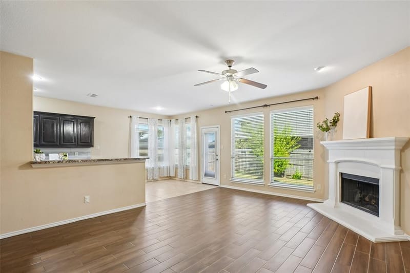11100 Dunlavin Court, Fort Worth TX 76052 - Photo 8