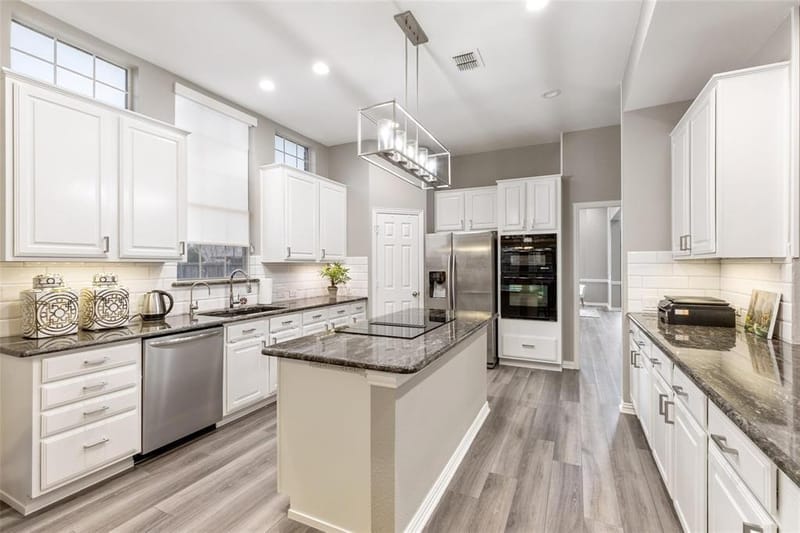 6009 Charleston Drive, Frisco TX 75035 - Photo 11