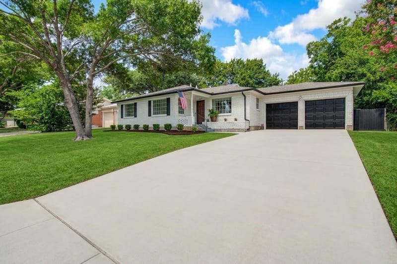 4840 Overton Avenue, Fort Worth TX 76133