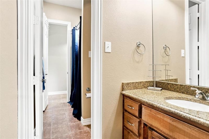 1810 Indian Ridge, Oak Leaf TX 75154 - Photo 19
