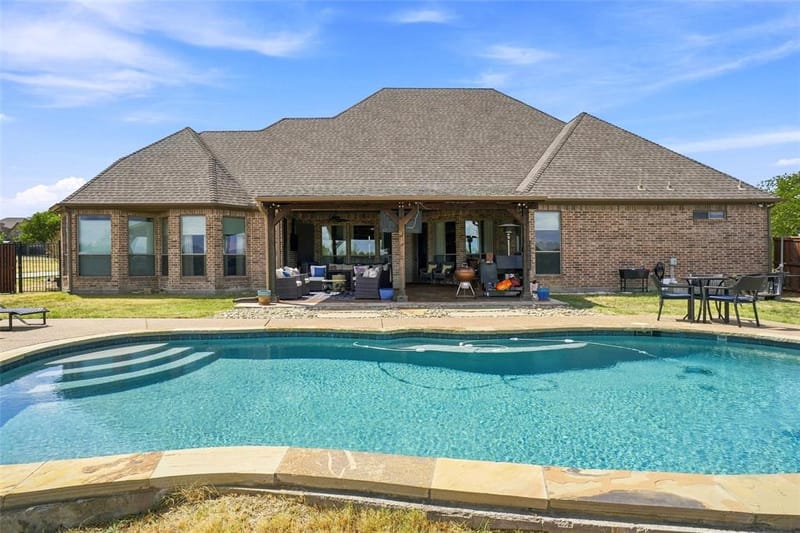 1810 Indian Ridge, Oak Leaf TX 75154 - Photo 21