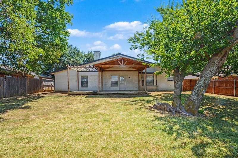 405 Sixpence Lane, Euless TX 76039 - Photo 16