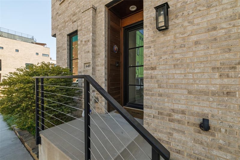 449 S Rayner Street, Fort Worth TX 76111 - Photo 7