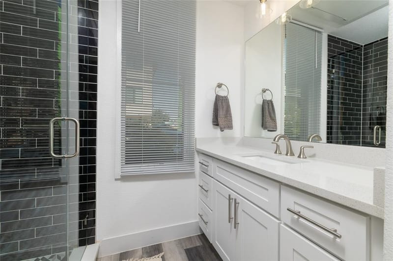 449 S Rayner Street, Fort Worth TX 76111 - Photo 9