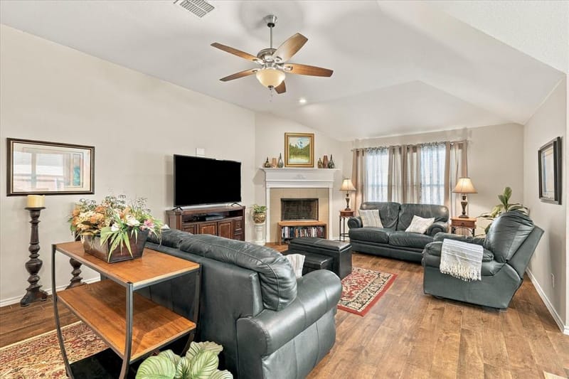 2504 Hadley Street, Weatherford TX 76087 - Photo 5