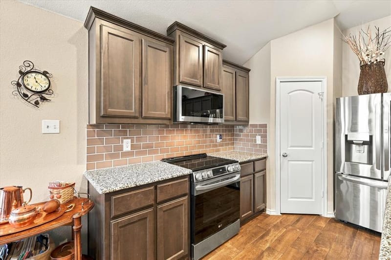 2504 Hadley Street, Weatherford TX 76087 - Photo 10