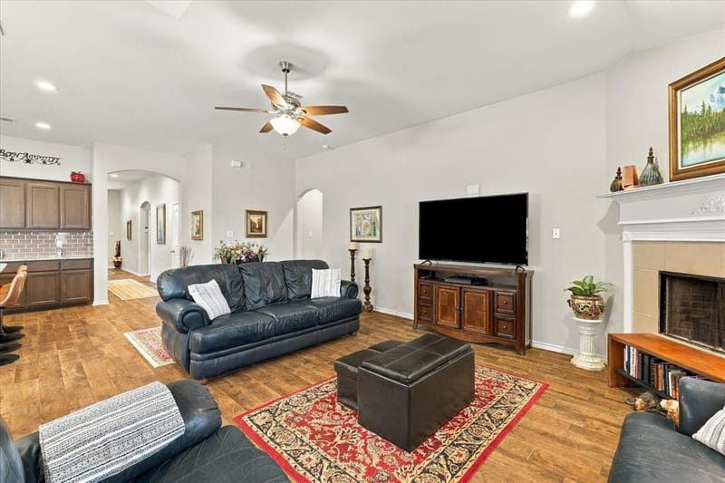 2504 Hadley Street, Weatherford TX 76087 - Photo 8
