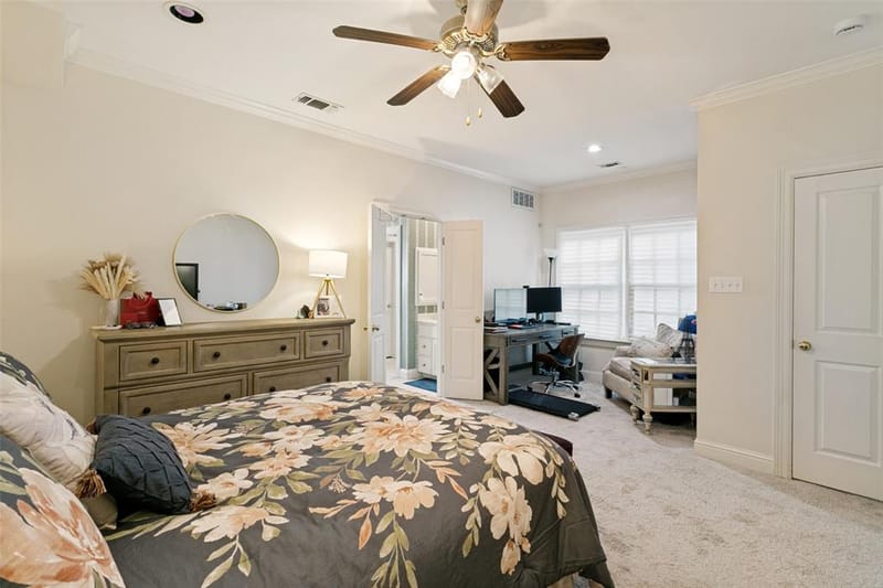 1208 Kelpie Court, Fort Worth TX 76111 - Photo 16