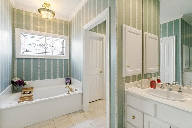 1208 Kelpie Court, Fort Worth TX 76111 - Photo 18