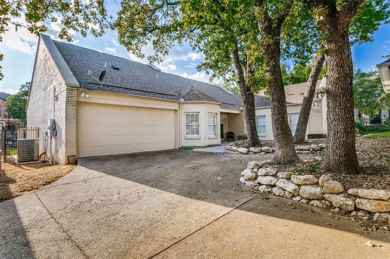 1208 Kelpie Court, Fort Worth TX 76111 - Photo 25