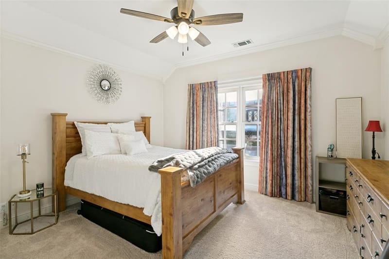 1208 Kelpie Court, Fort Worth TX 76111 - Photo 21