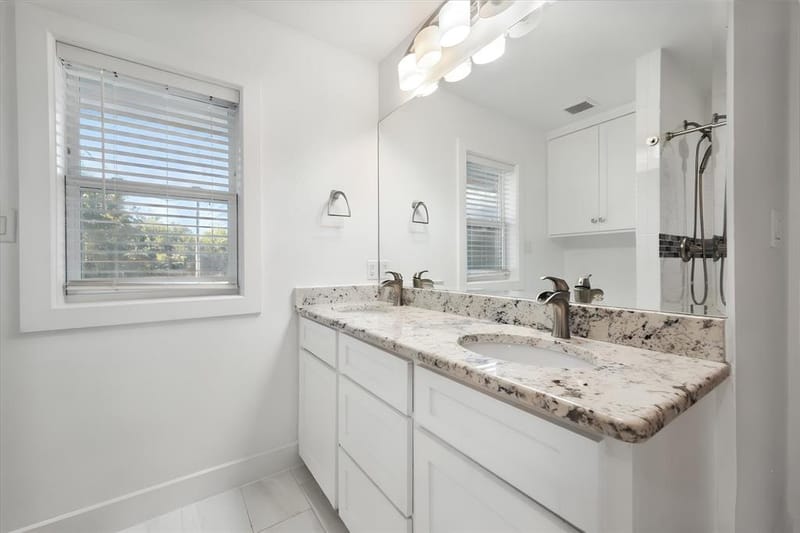 917 Goodwyn Road, Italy TX 76651 - Photo 12
