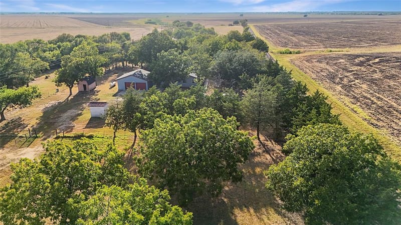 917 Goodwyn Road, Italy TX 76651 - Photo 32