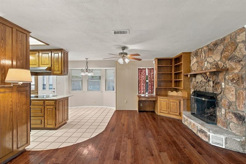 1802 Tulip Drive, Arlington TX 76013 - Photo 16