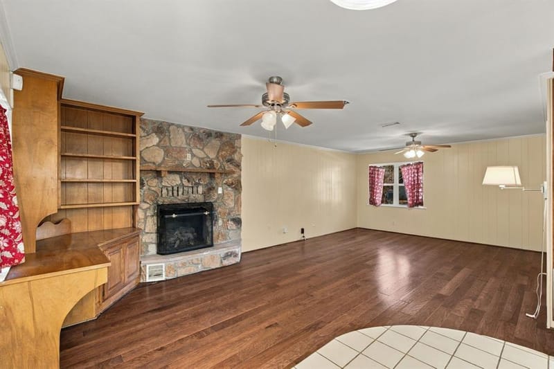 1802 Tulip Drive, Arlington TX 76013 - Photo 12