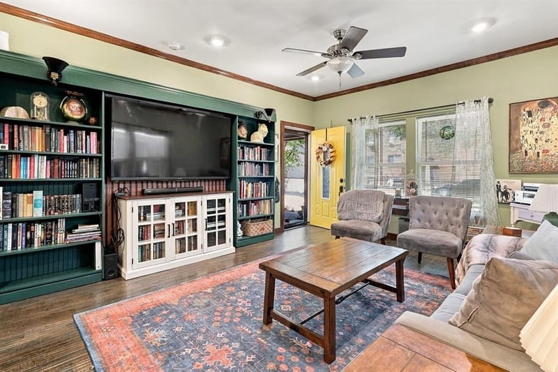 2612 Idaho Avenue, Dallas TX 75216 - Photo 2