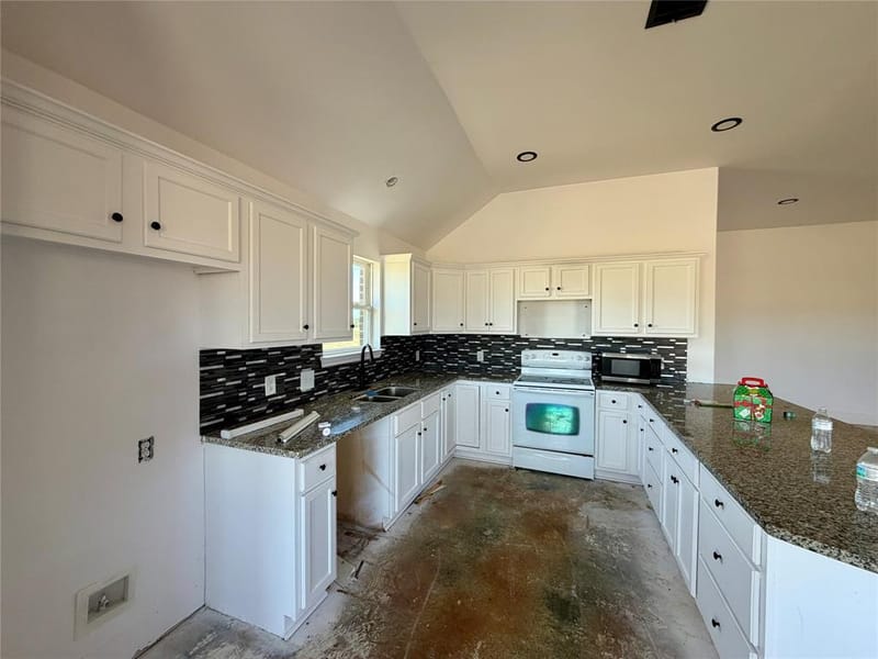 315 County Road 365, Gainesville TX 76240 - Photo 6