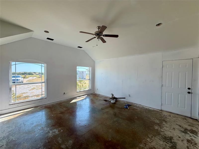 315 County Road 365, Gainesville TX 76240 - Photo 8