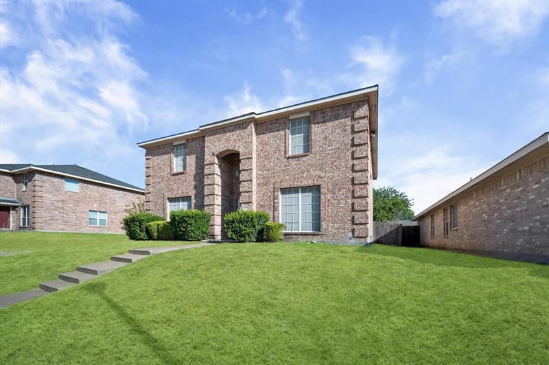 717 Eldorado Drive, DeSoto TX 75115 - Photo 4