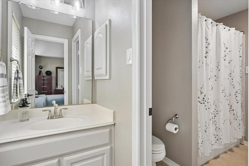 7525 Cedar Elm Drive, Irving TX 75063 - Photo 32