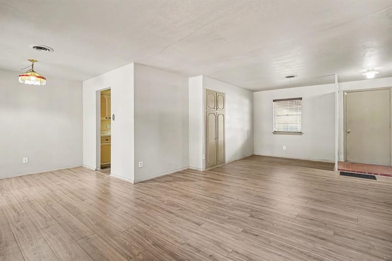2715 Bellaire Court, Arlington TX 76013 - Photo 12